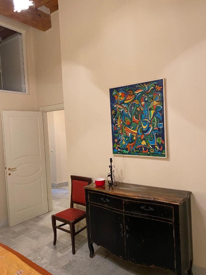 Renovated Apartment With 3 Bedrooms In An Historic Palazzo Between Port And Old Town Ліворно Екстер'єр фото