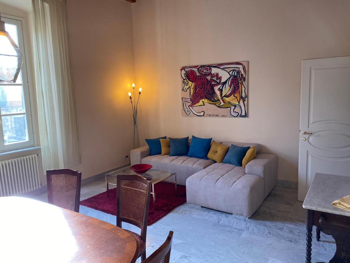 Renovated Apartment With 3 Bedrooms In An Historic Palazzo Between Port And Old Town Ліворно Екстер'єр фото