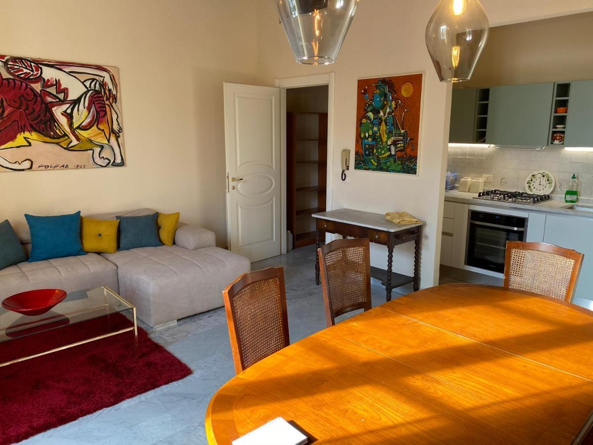 Renovated Apartment With 3 Bedrooms In An Historic Palazzo Between Port And Old Town Ліворно Екстер'єр фото