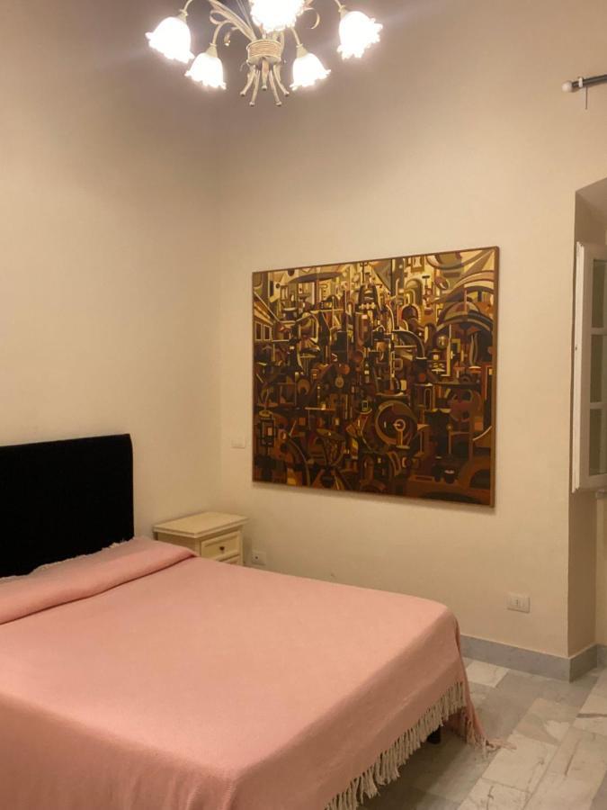 Renovated Apartment With 3 Bedrooms In An Historic Palazzo Between Port And Old Town Ліворно Екстер'єр фото